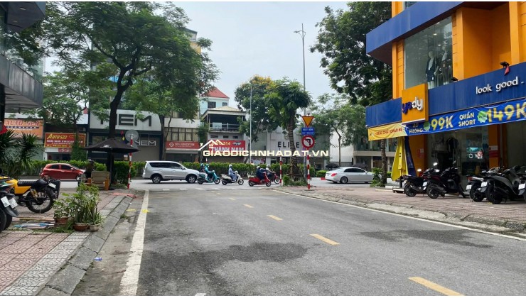 BÁN NHÀ NGUYỄN VĂN CỪ 75M. MẶT TIỀN 5M, ĐƯỜNG 2 ÔTÔ TRÁNH, VỈA HÈ, KINH DOANH. GIÁ 20.5 TỶ